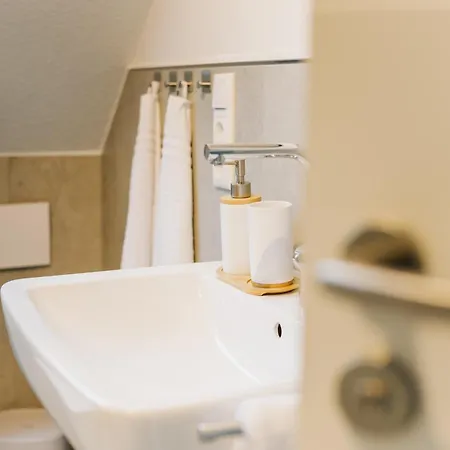 Апартаменты Kuesten Grachten 1 Direkte Wasserlage, Terrasse, 76qm, Neubaugebiet