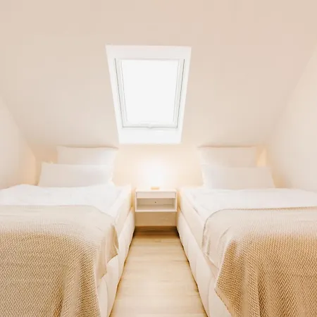 Kuesten Grachten 1 Direkte Wasserlage, Terrasse, 76qm, Neubaugebiet Dom wakacyjny *