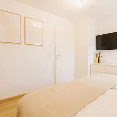 شقة Kuesten Grachten 1 Direkte Wasserlage, Terrasse, 76qm, Neubaugebiet