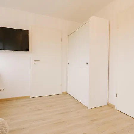 Kuesten Grachten 1 Direkte Wasserlage, Terrasse, 76qm, Neubaugebiet