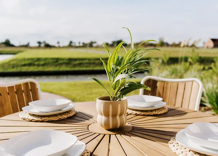Apartament Kuesten Grachten 1 Direkte Wasserlage, Terrasse, 76qm, Neubaugebiet Greetsiel